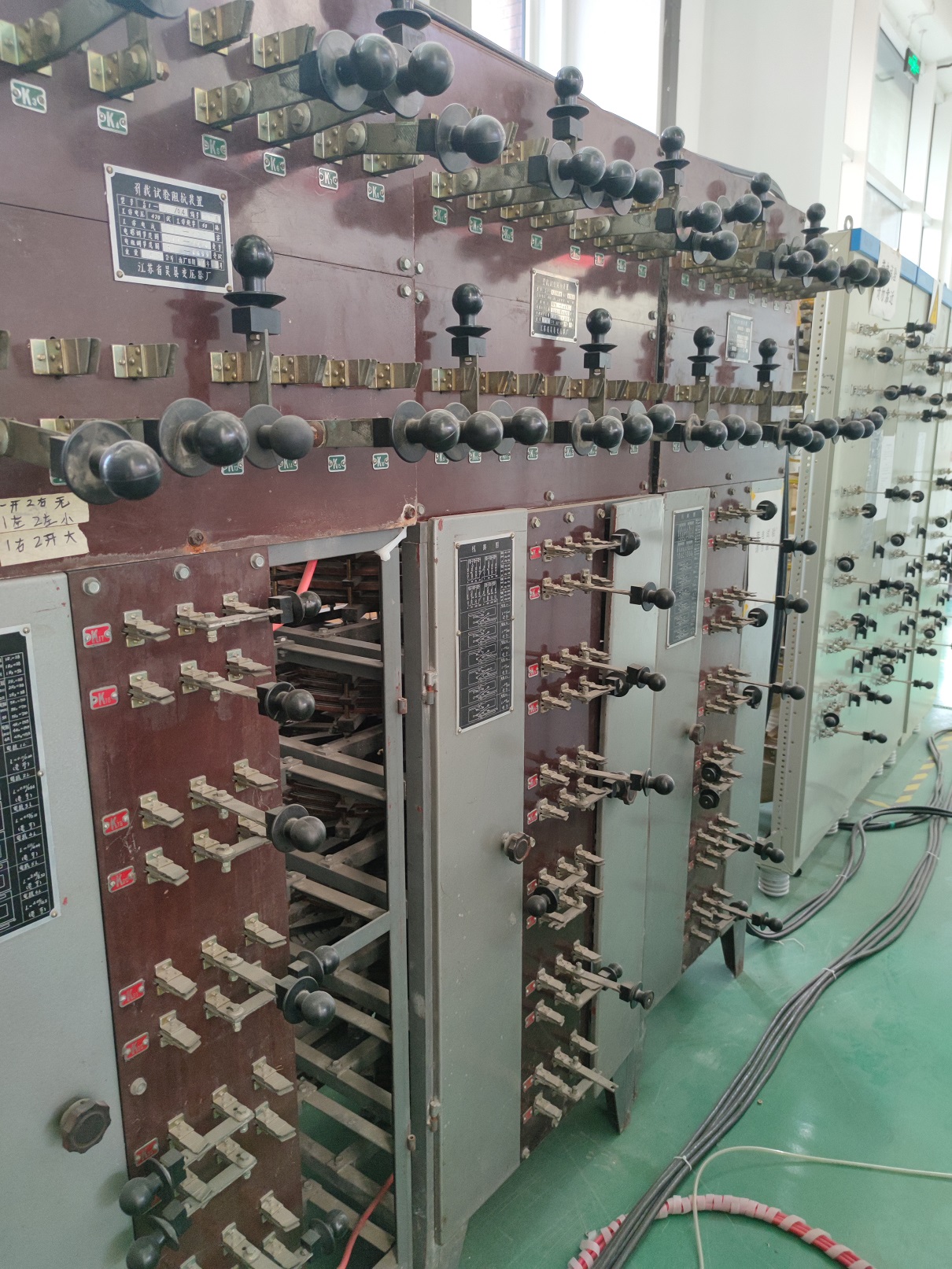 交直流电源负载