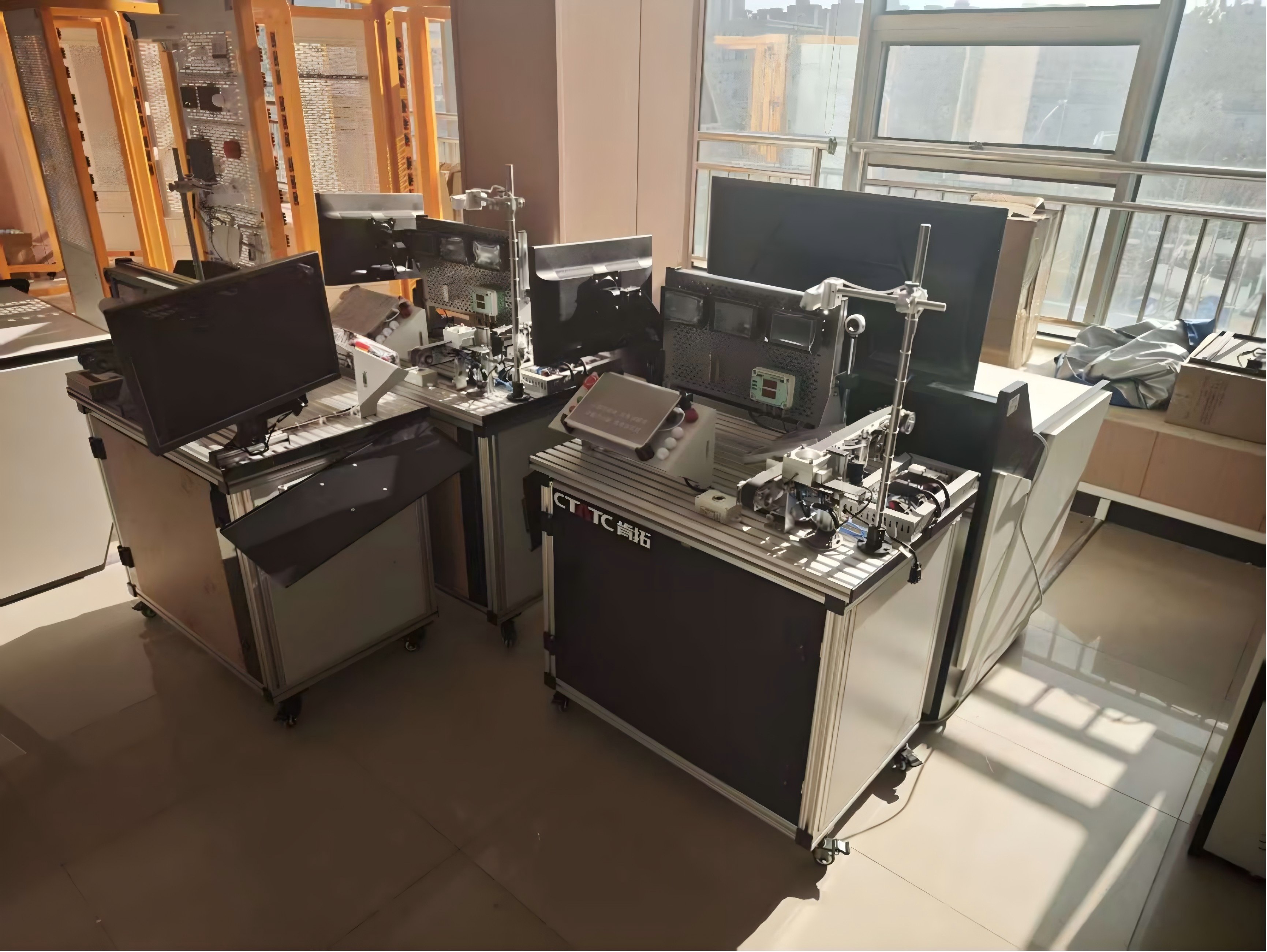 基于边端的多模态语视听实训平台