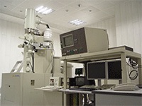 场发射能量过滤透射电子显微镜（TEM）